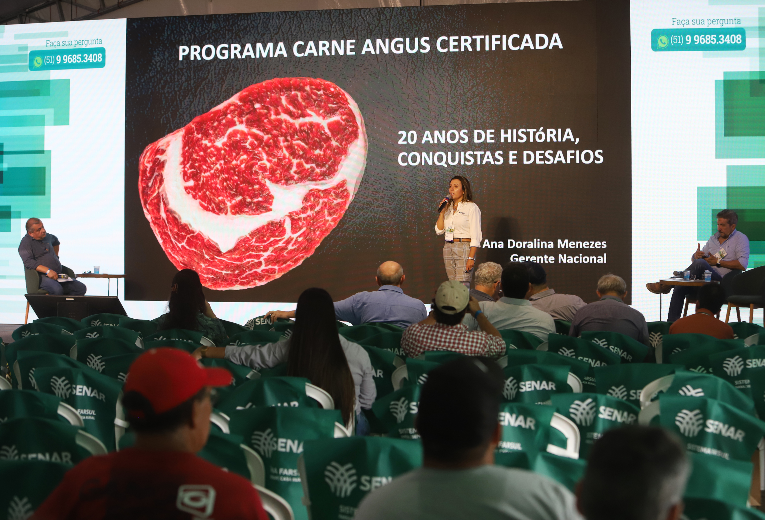 Painel Comunicacao Credito Carlos Queiroz Divulgacao