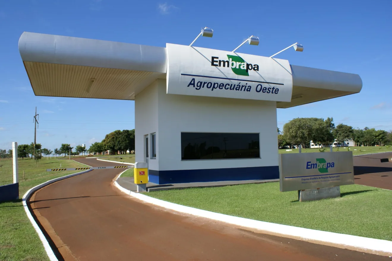 Foto da Portaria da Embrapa Agropecuária Oeste.