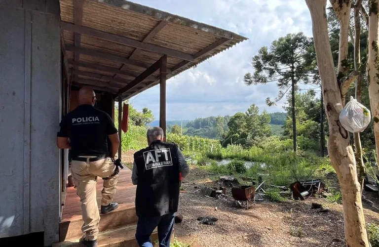 Operação Ministério do Trabalho e Emprego (MTE), com acompanhamento do Ministério Público do Trabalho (MPT-RS) em partição da Polícia Federal contra o trabalho escravo realizada em São Marcos.